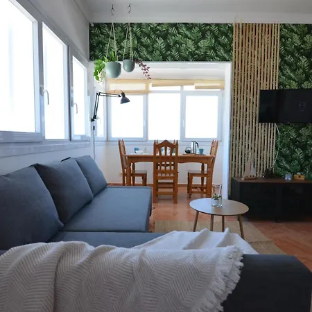 Vargas Paraiso Villa *