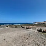 Vargas Paraiso Villa *